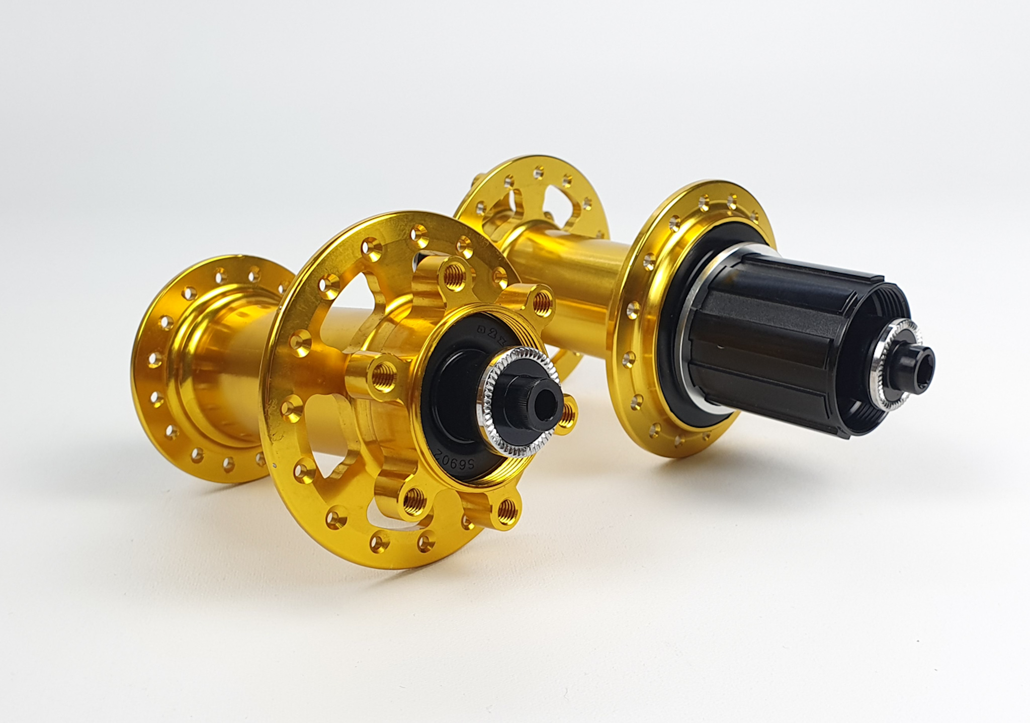 A2Z Nabensatz Disc 6-Loch QR 100/135 mm 32 Loch gold