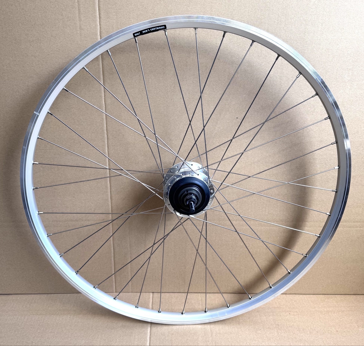 28" Hinterrad Shimano Nexus SG-C3001-7D/Remerx Dragon silber