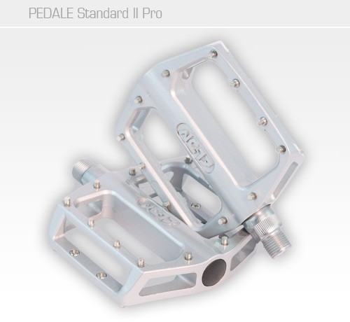 NC-17 Standard II Pro Pedale silber