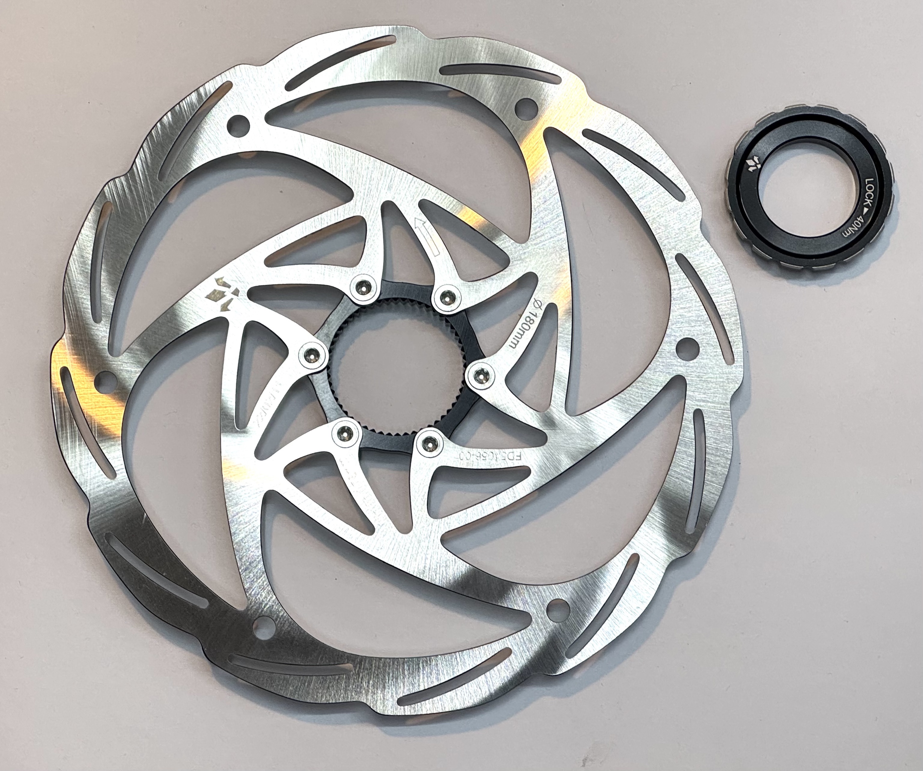 Formula Monolitic Centerlock Bremsscheibe 180mm