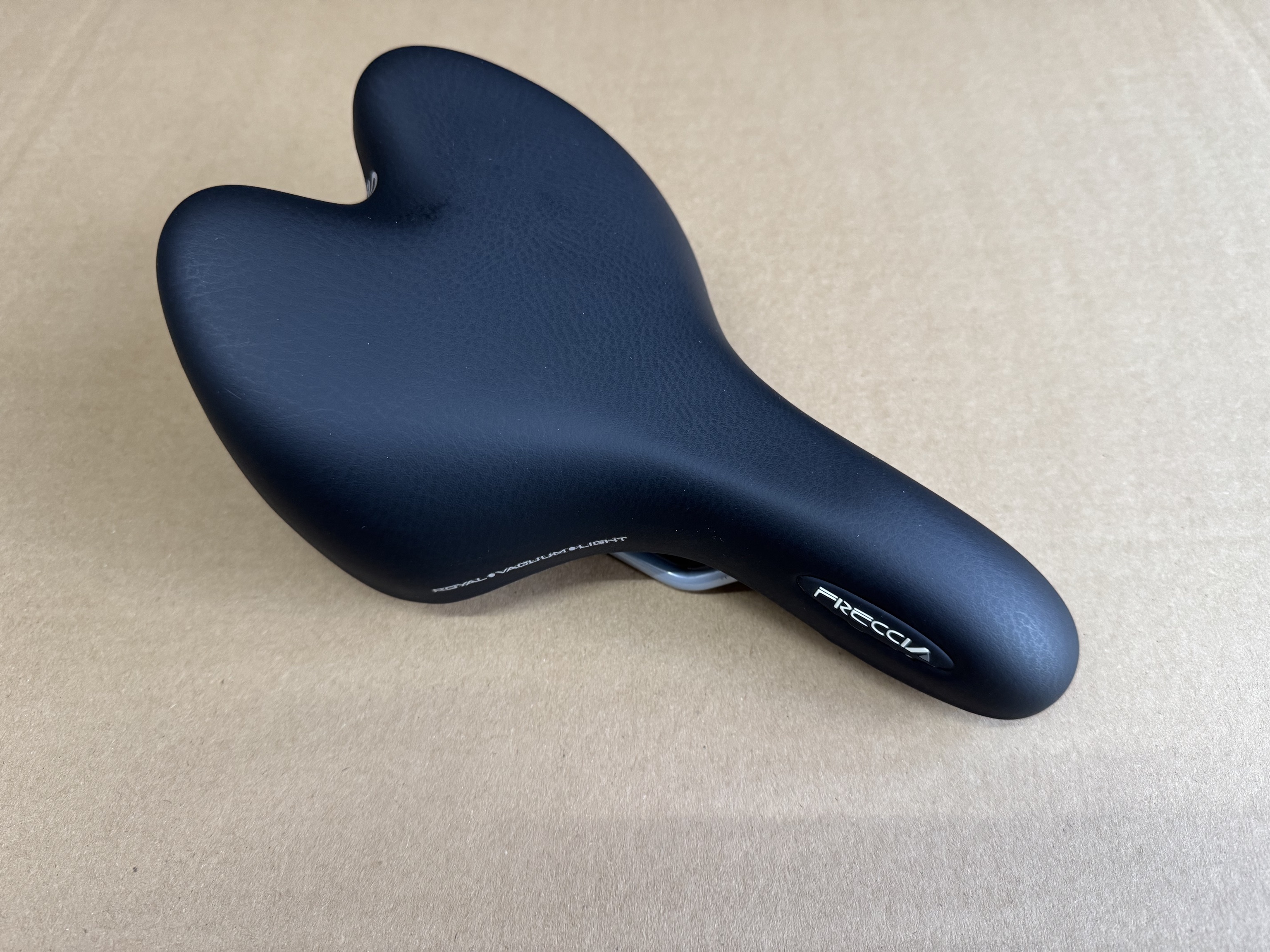 Selle Royal Freccia Lady Sattel schwarz