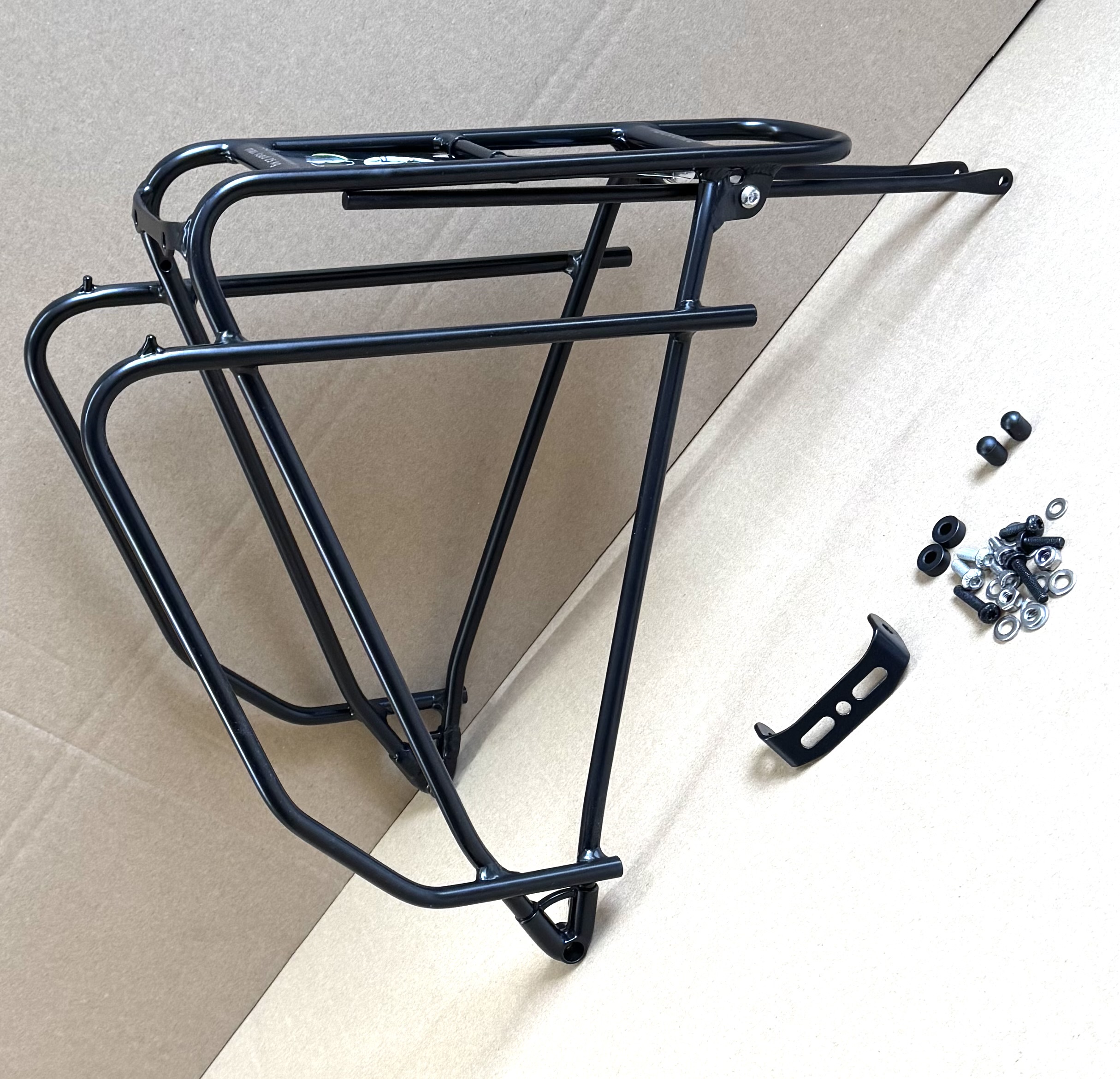 Racktime Icon Gepäckträger 28" schwarz