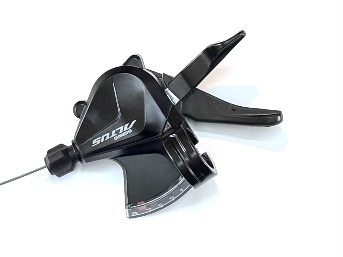 Shimano Altus Shifter SL-M2000 9-fach rechts