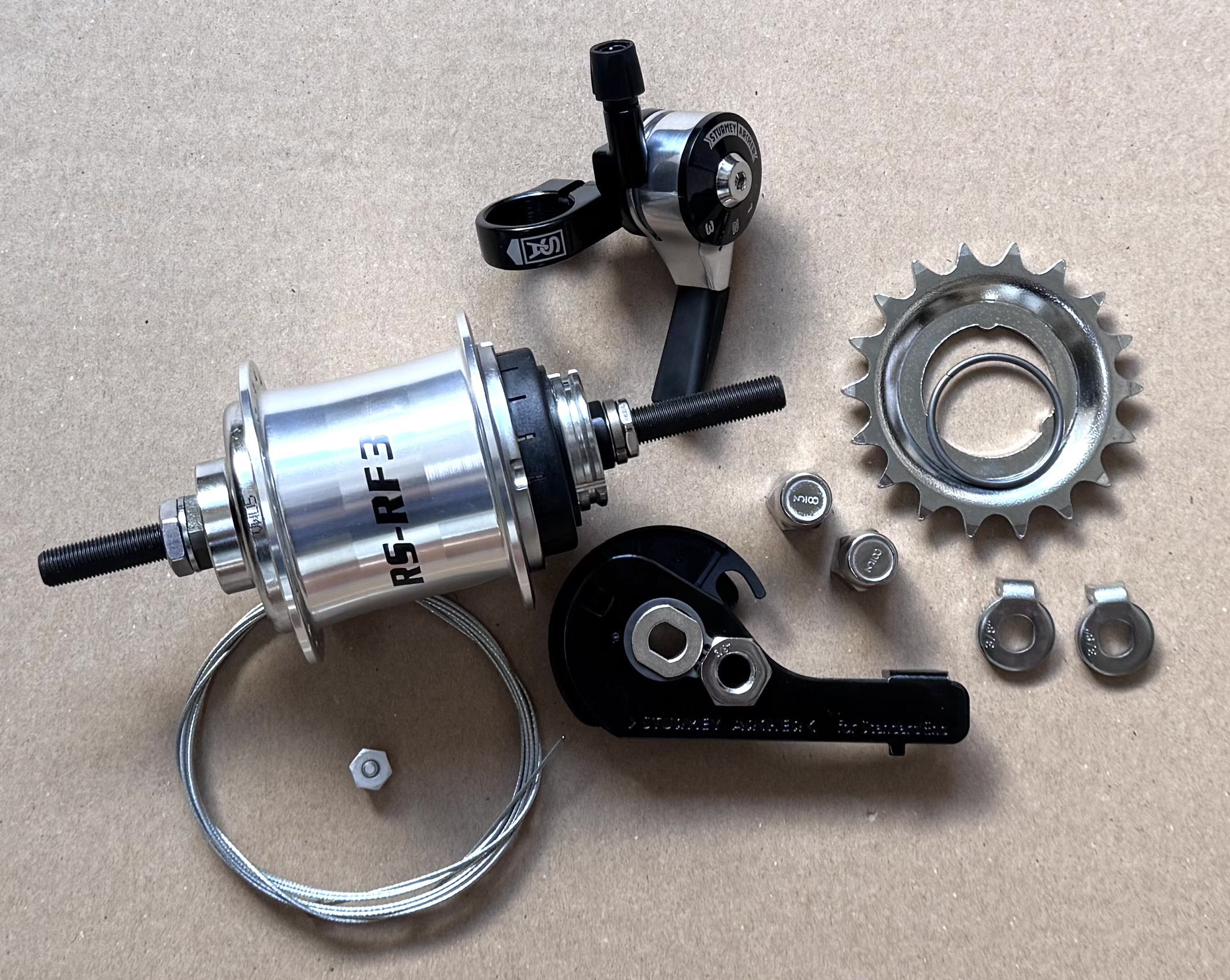 Sturmey Archer RS-RK3 3-Gang Nabe Disc 36 Loch silber inkl. Shifter/Zubehör